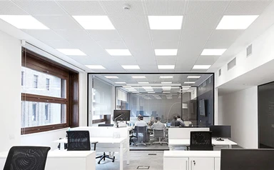 Luces de panel LED iluminados de borde iluminado vs .: ¿Cuál es mejor?