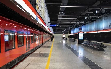 ¿Qué considerar al elegir luces lineales de la estación de metro?